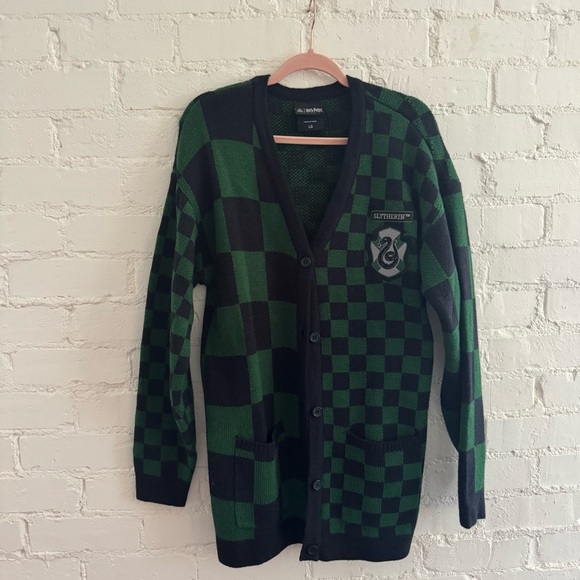 ON HOLD Slytherin Boxlunch Green and Black Checkered Cardigan 🐍🖤💚 - Picture 2 of 7
